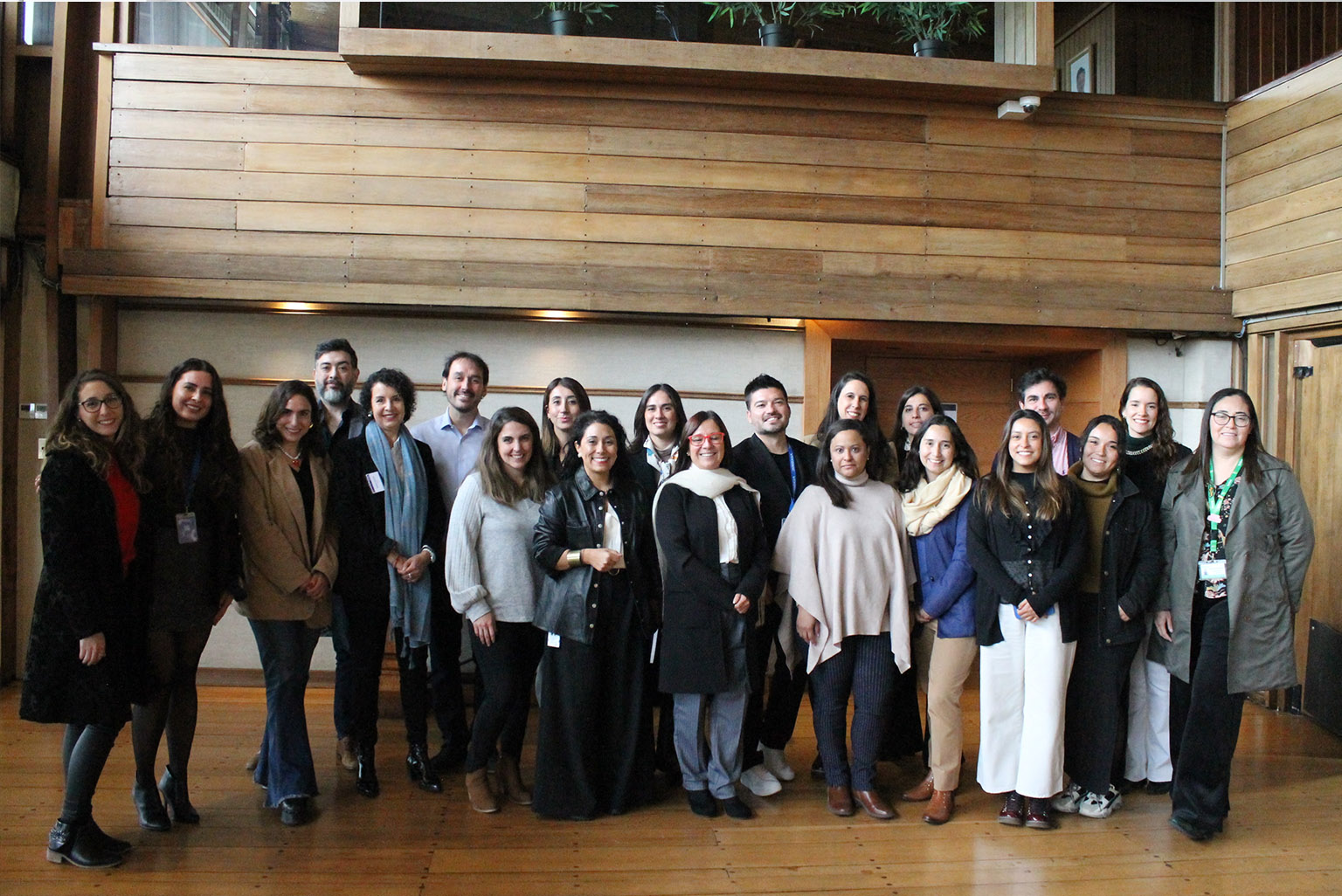 asistentes charla vixonic